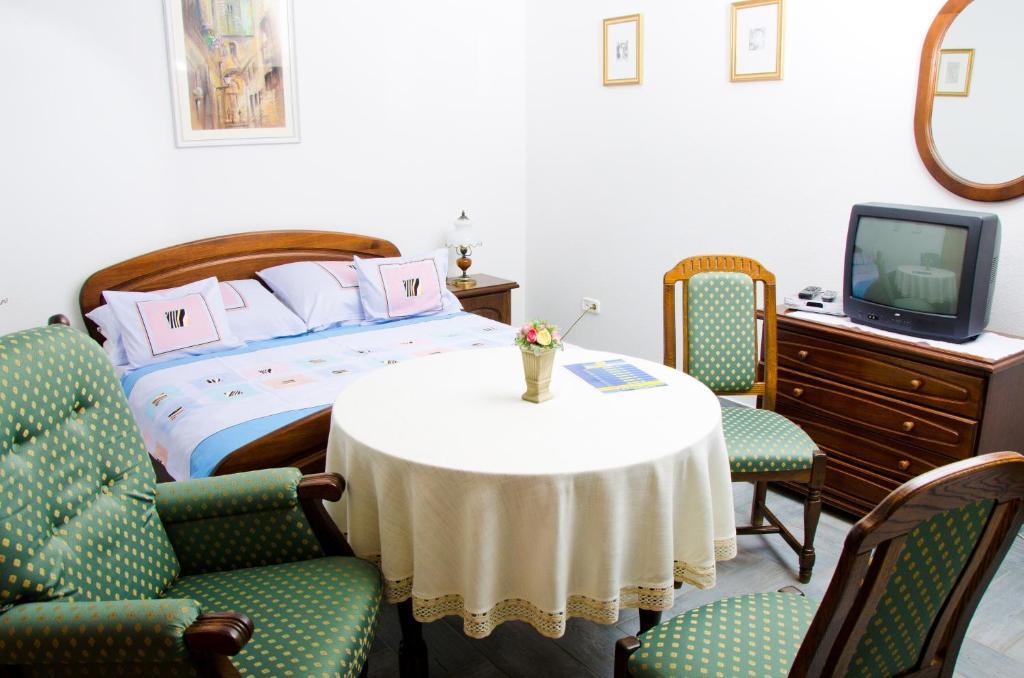 Samson Apartment Хайдусобосло Номер фото